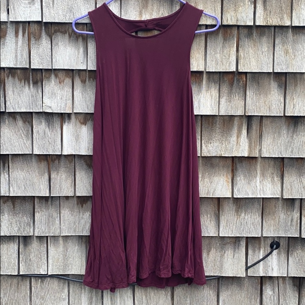 Loose maroon summer dress